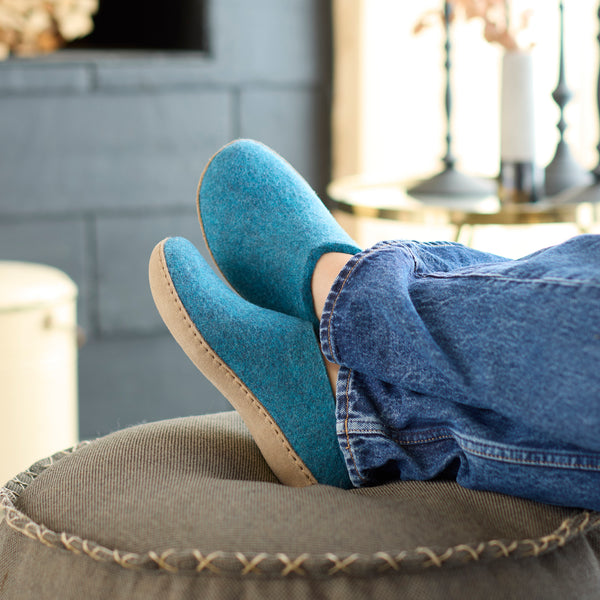 glerups Tøfler med skinnsåle Tøfler med skinnsåle Petrol